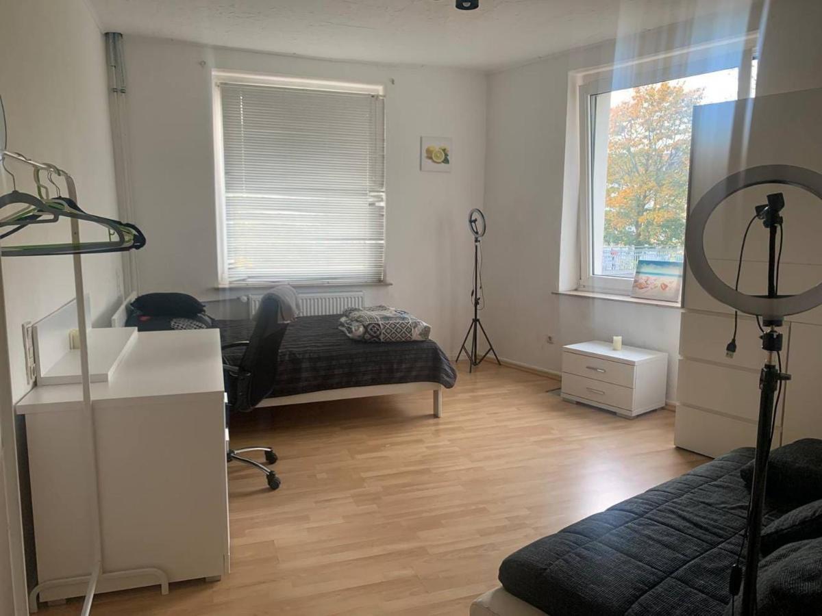 Apartament Hotel Limon 에센 외부 사진