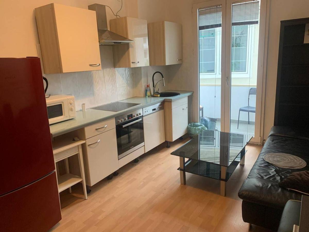 Apartament Hotel Limon 에센 외부 사진