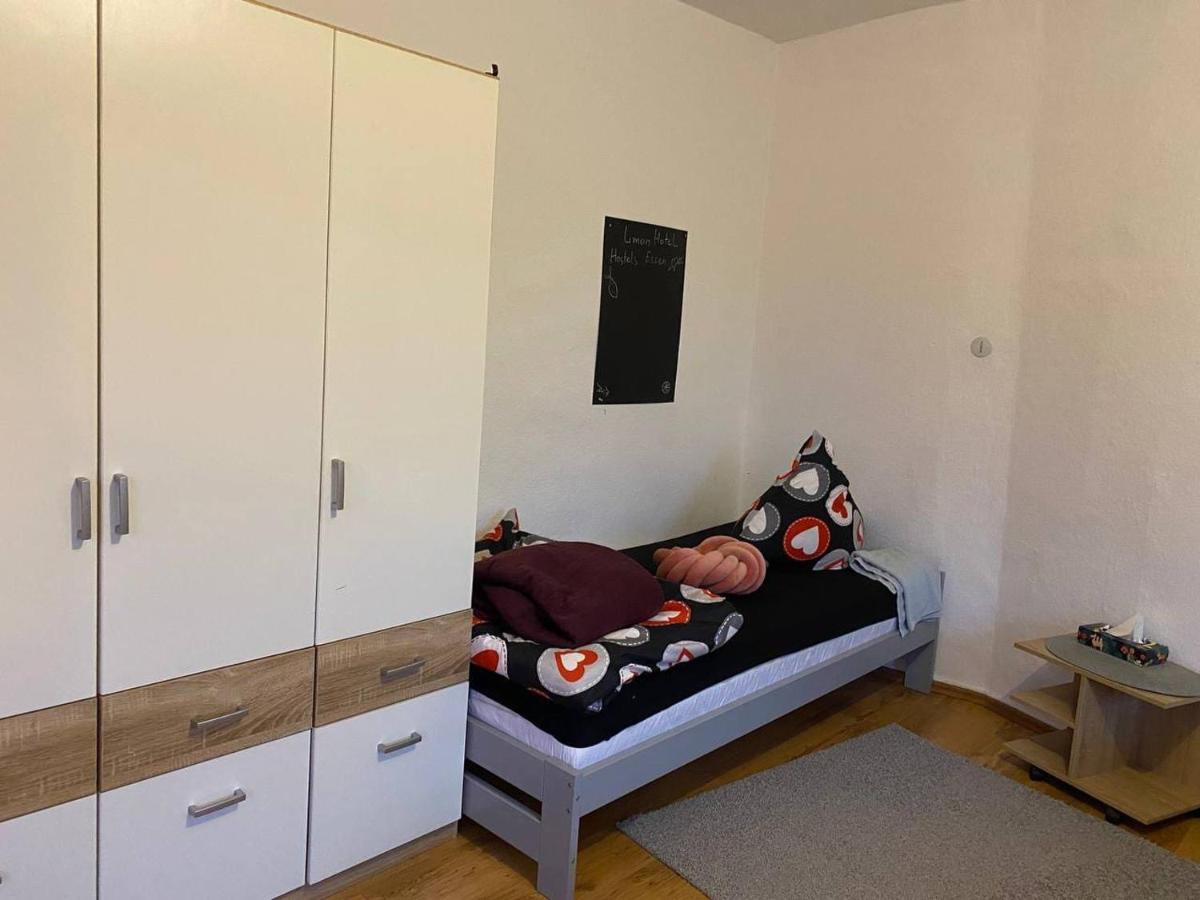 Apartament Hotel Limon 에센 외부 사진
