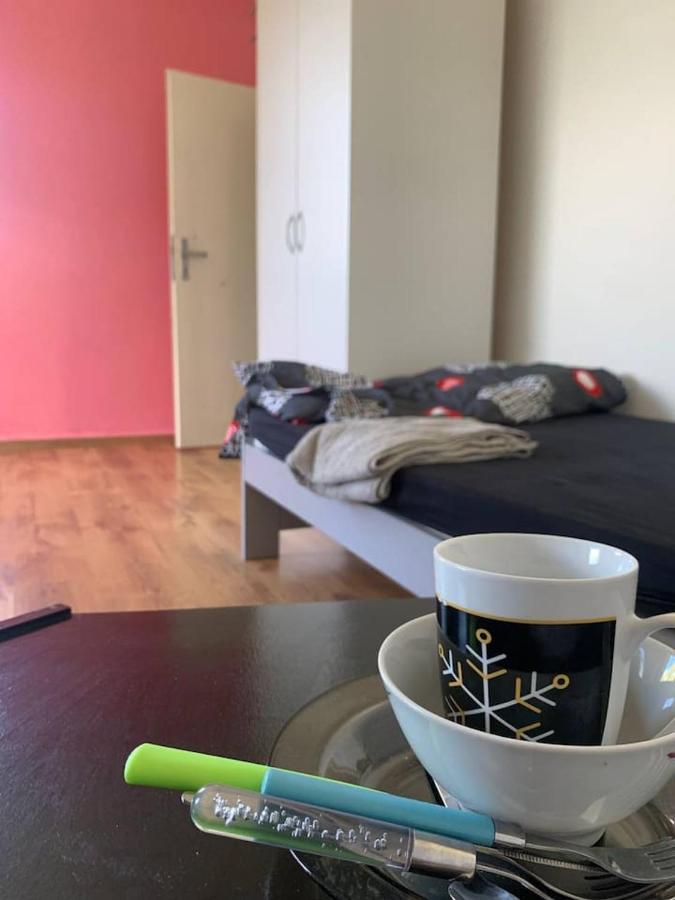 Apartament Hotel Limon 에센 외부 사진