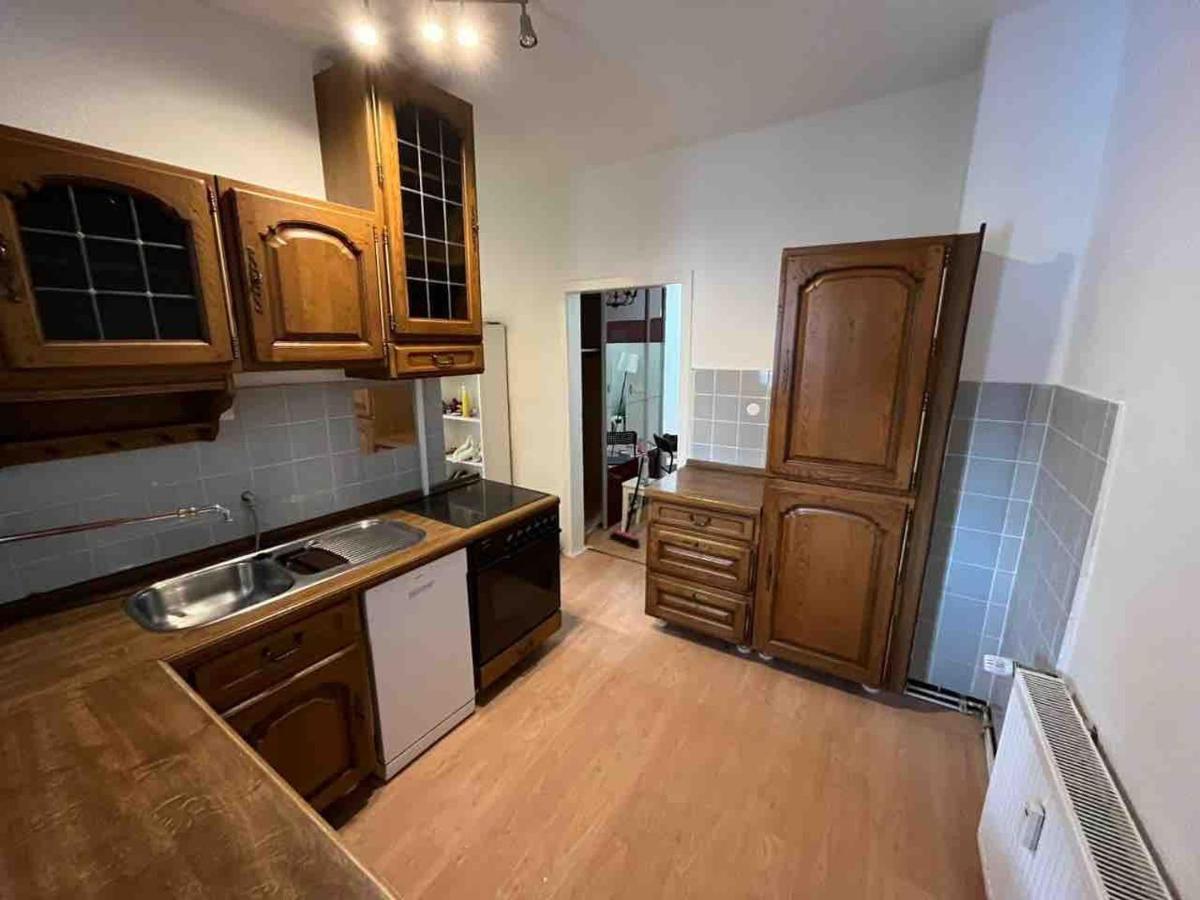 Apartament Hotel Limon 에센 외부 사진