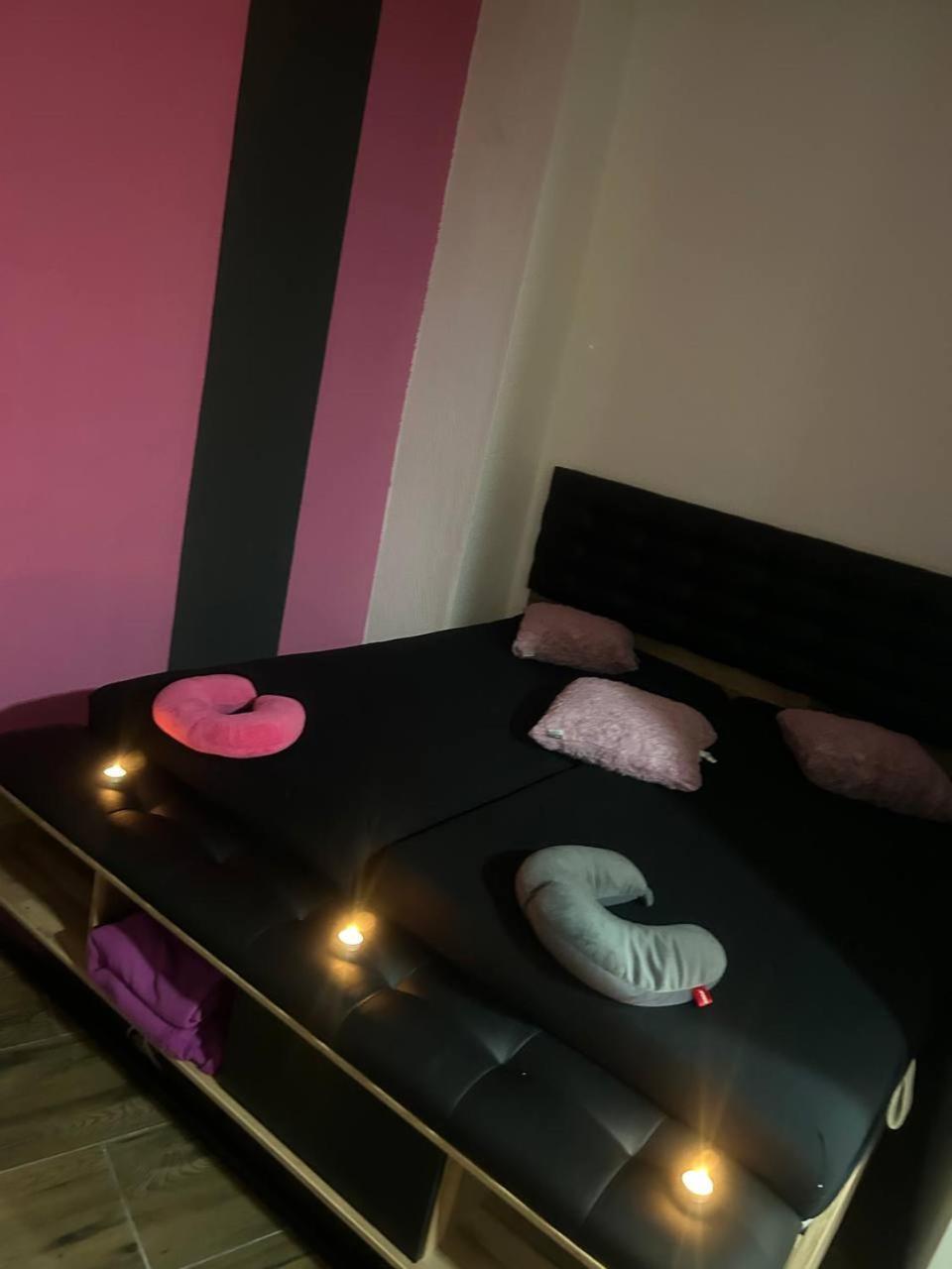 Apartament Hotel Limon 에센 외부 사진