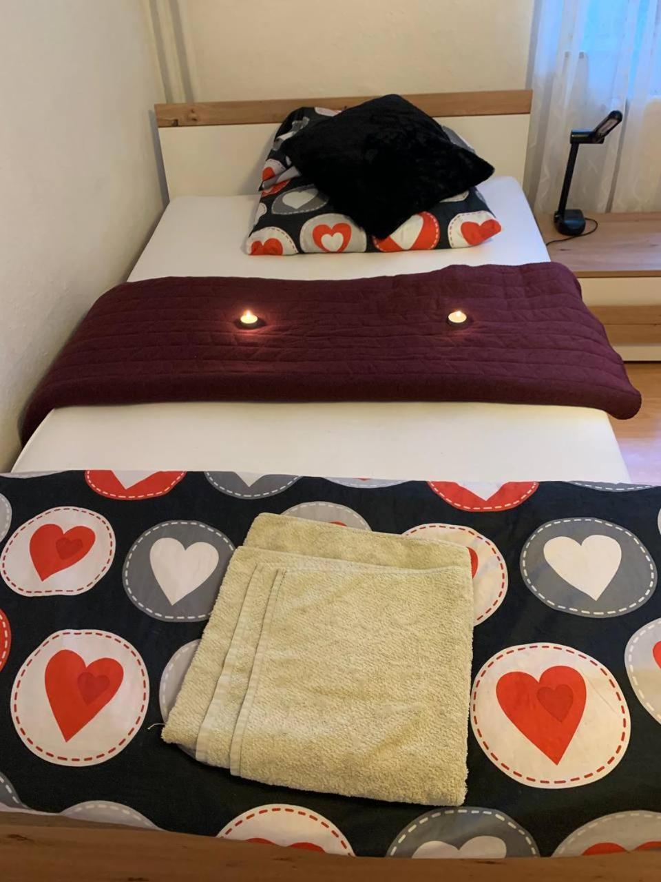 Apartament Hotel Limon 에센 외부 사진