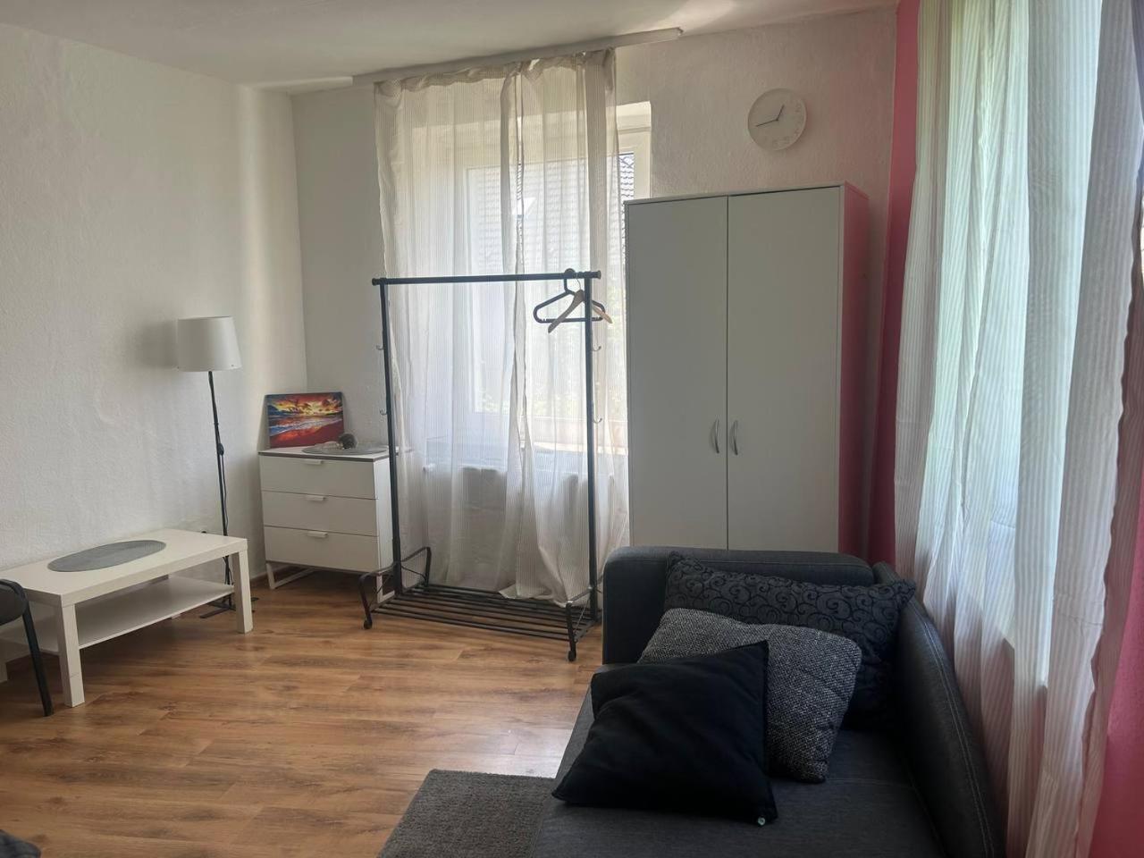Apartament Hotel Limon 에센 외부 사진